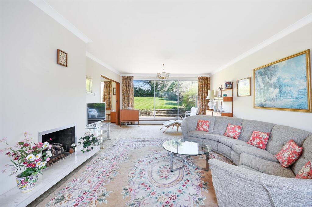 LONGDOWN LANE, 49A (17).jpg