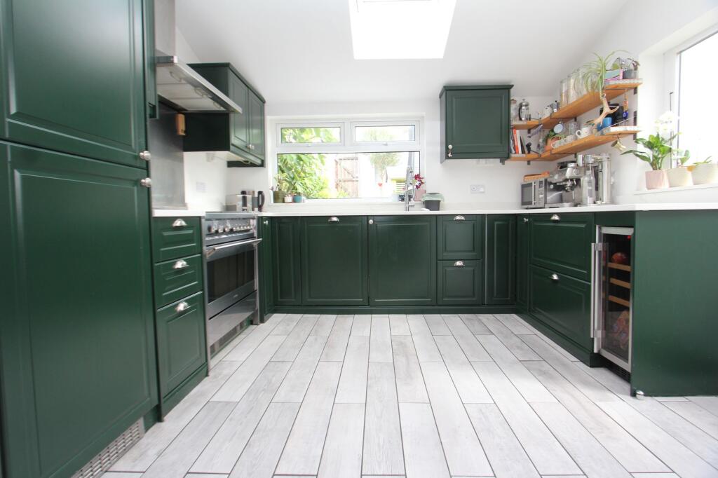 Kitchen Family Room