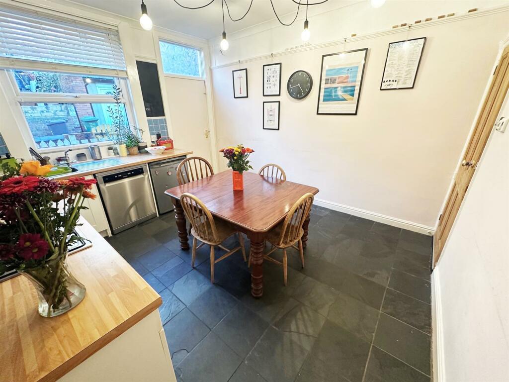 11 Monk Bridge Street 2.jpg