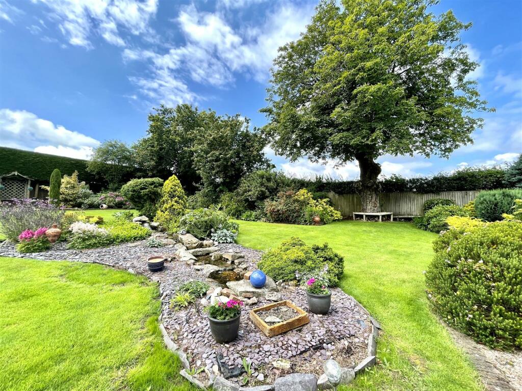 GARDEN.jpeg