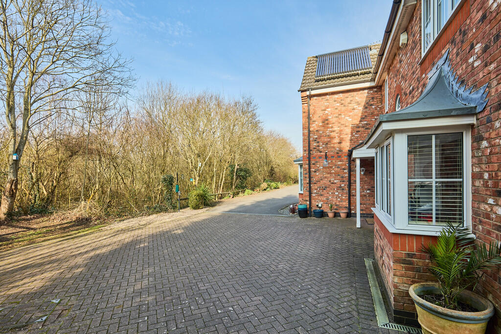 Edward Knight 202...