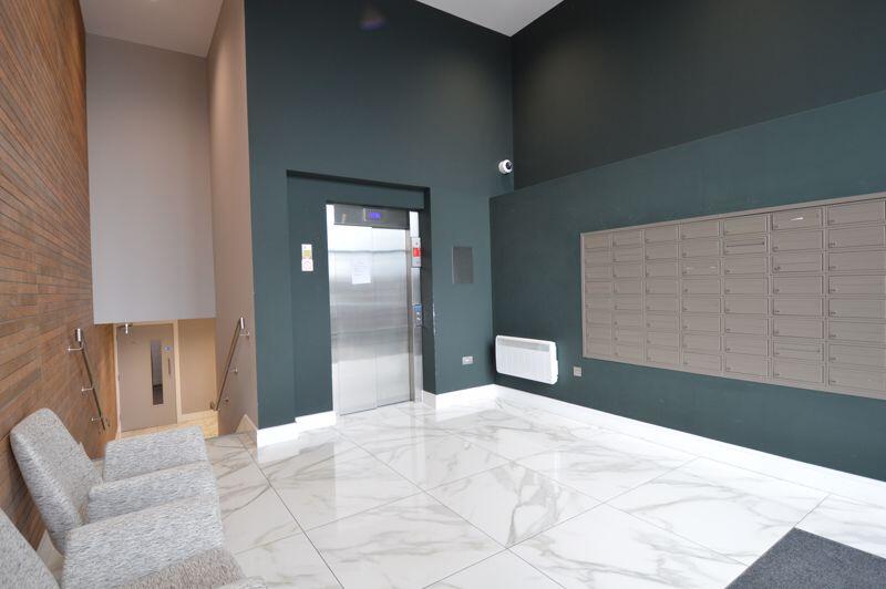 PERSHORE STREET FOYER