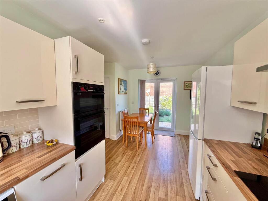 Kitchen Dining Room 3.jpg