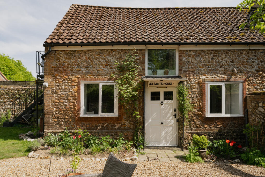 283271 - All Saints House, High Street, Stoke F...