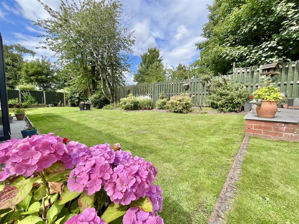 Enclosed Rear Garden