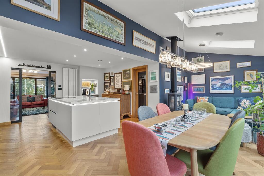 Stunning Living Kitchen