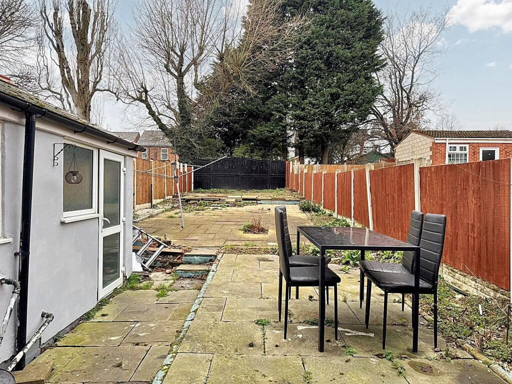 Garden 2 (2).jpg