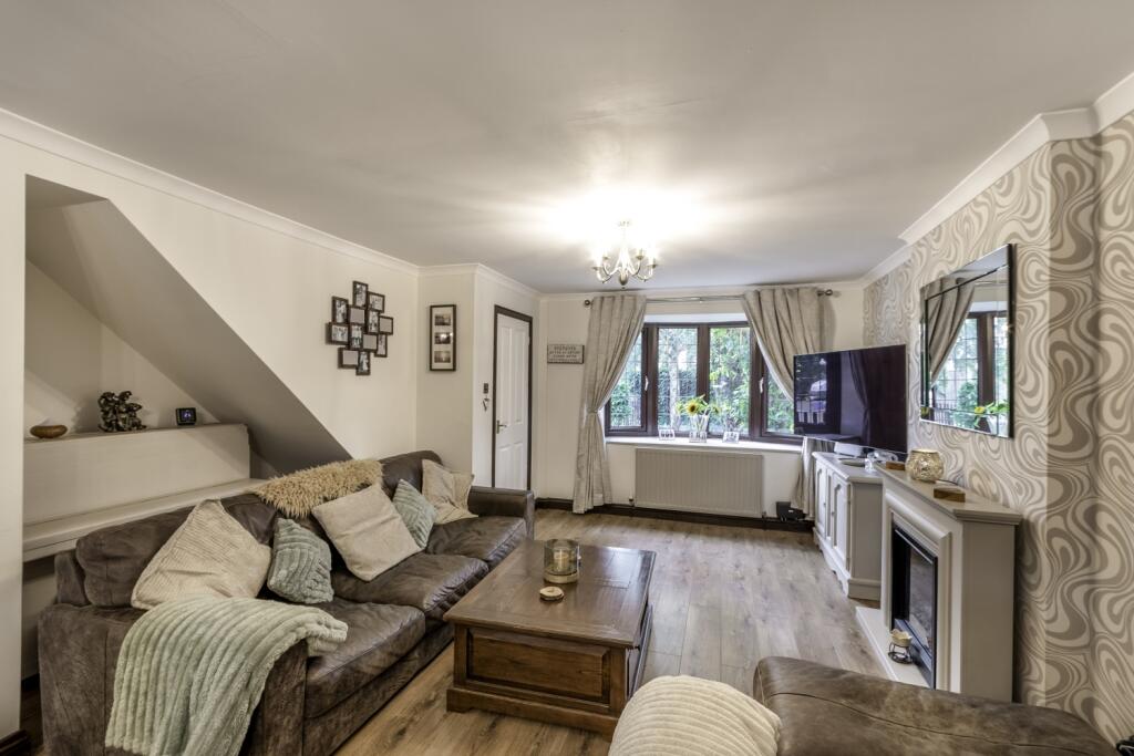 EweMove Estate Agents Scunthorpe - Living Room