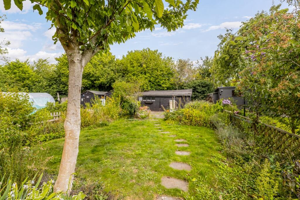 3 Shop Hill (Mareham-Le-Fen)-3