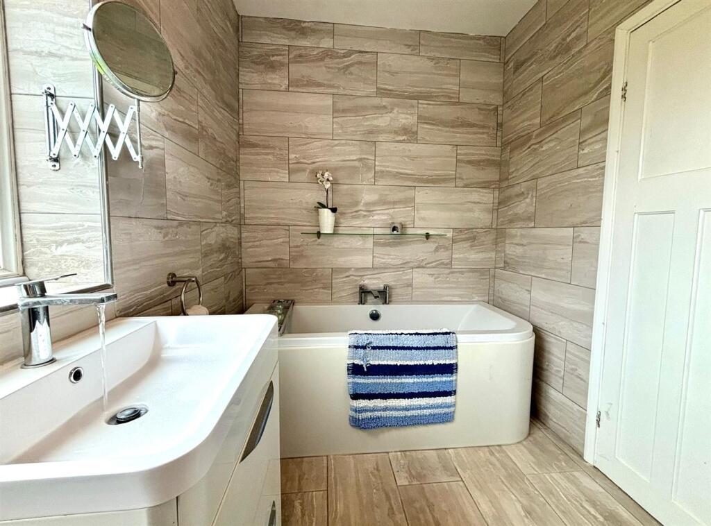 WhatsApp Image 2024-08-12 at 15.00.46 (14).jpeg