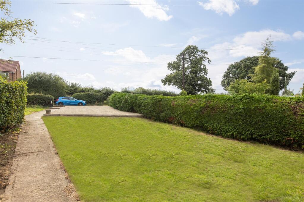 Chestnut Avenue 9 External-3 Edited.jpg