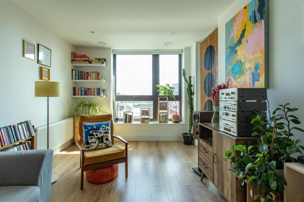 Kingsland High Street, E8