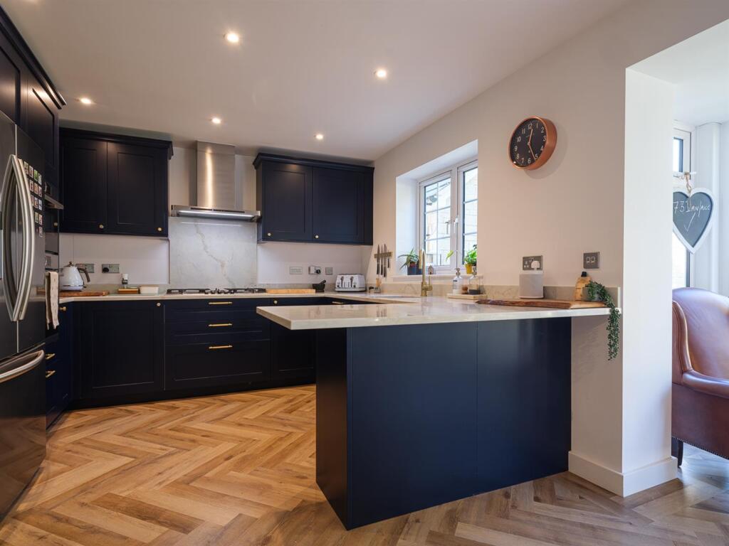 31 Studley Gardens-42.jpg