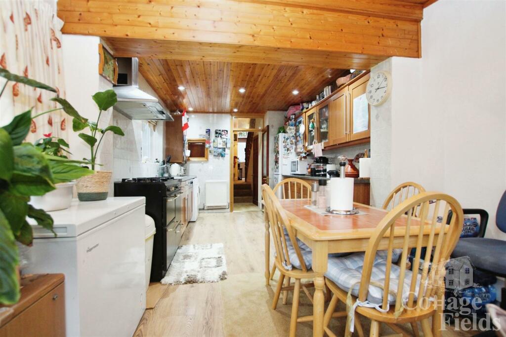 kitchen 20diner 20 284 29.JPG