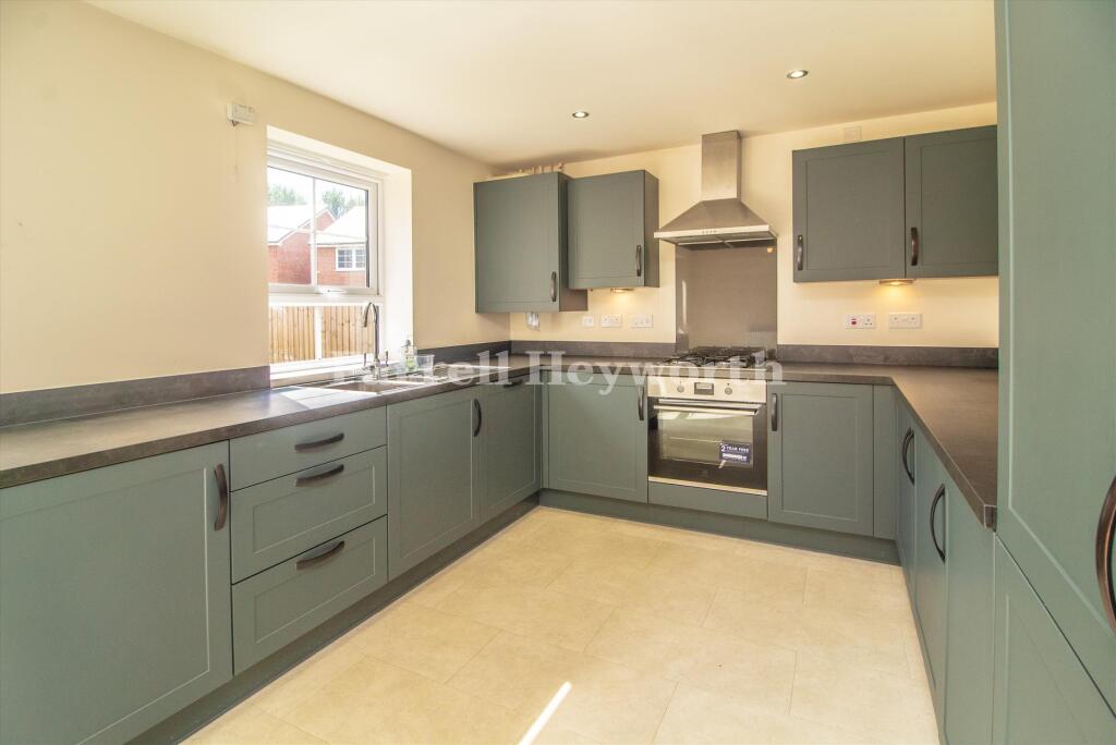 Kitchen Area image 2