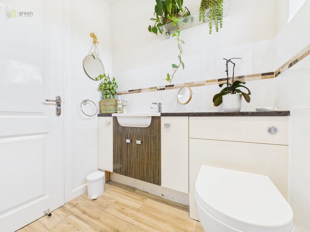 CAM03830G0-PR0131...