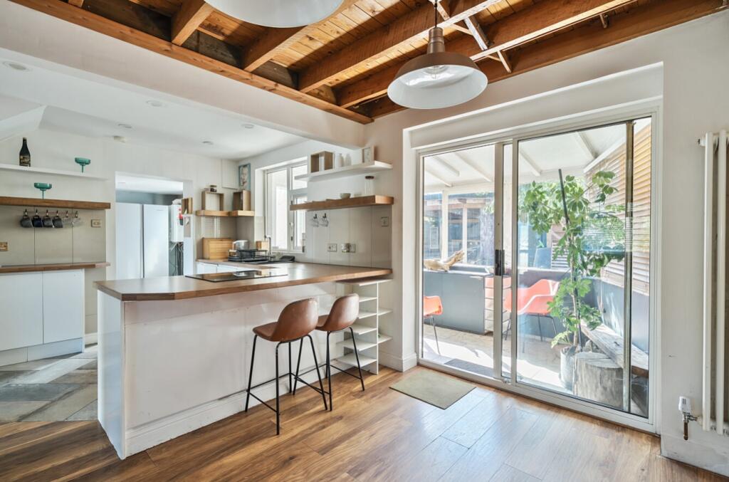 1333889-5-6890ed8195ff4