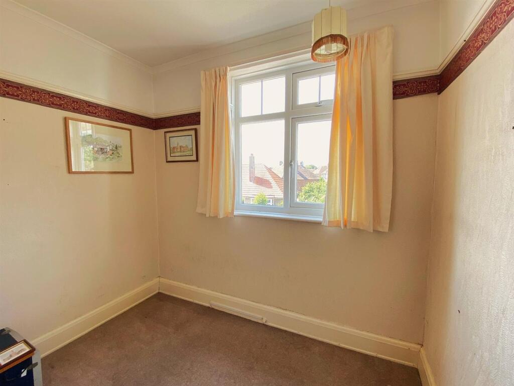 2 Westdown Road - Bedroom3.jpg