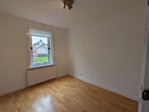 21 3 Craigentinny rd 2nd bedroom.jpg
