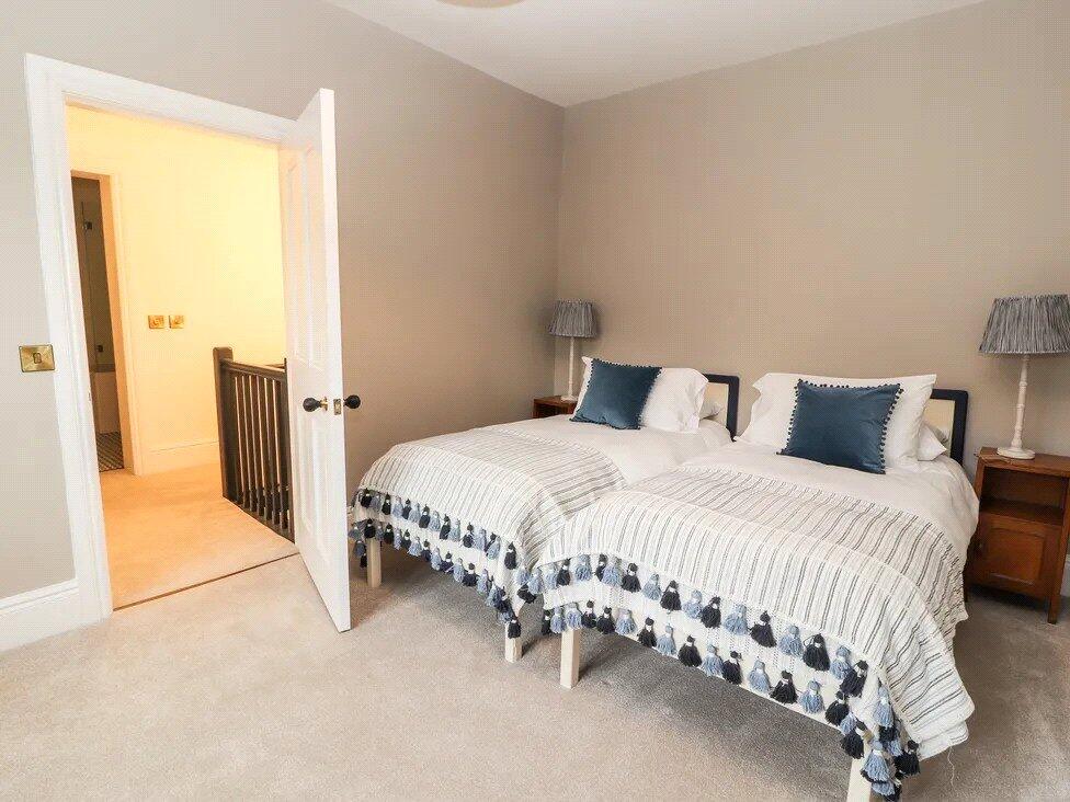 Picture 28