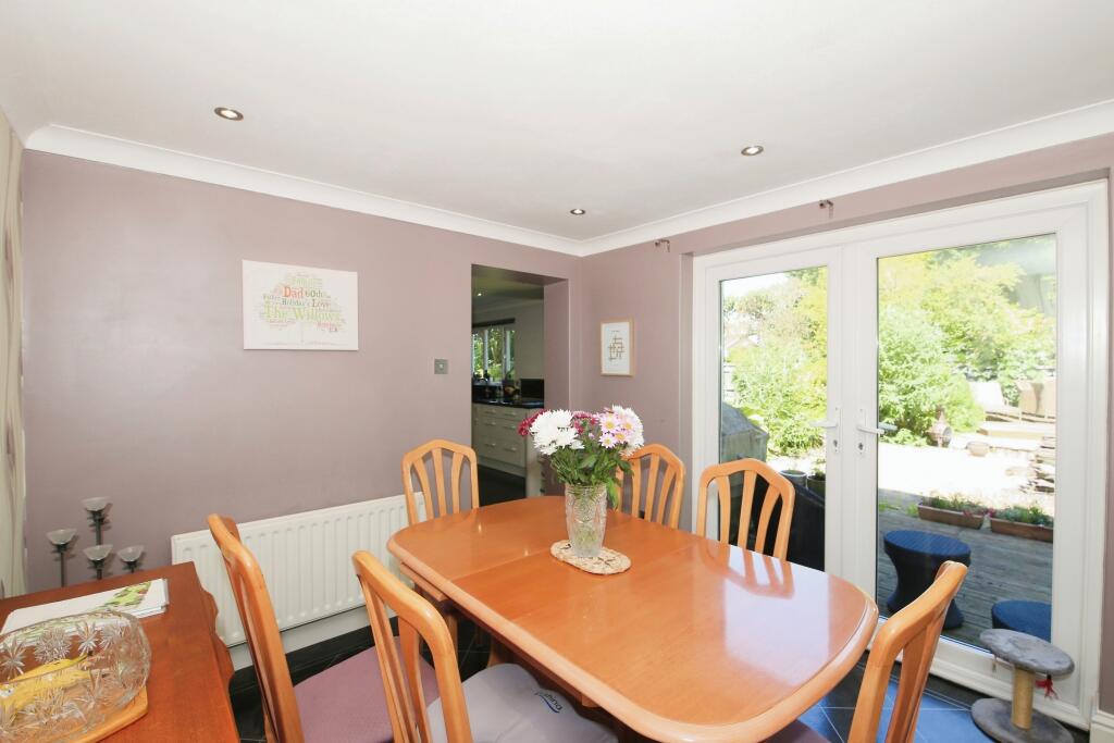 Breakfast room