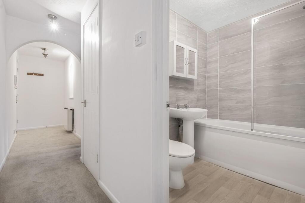 Bathroom &amp; Hall