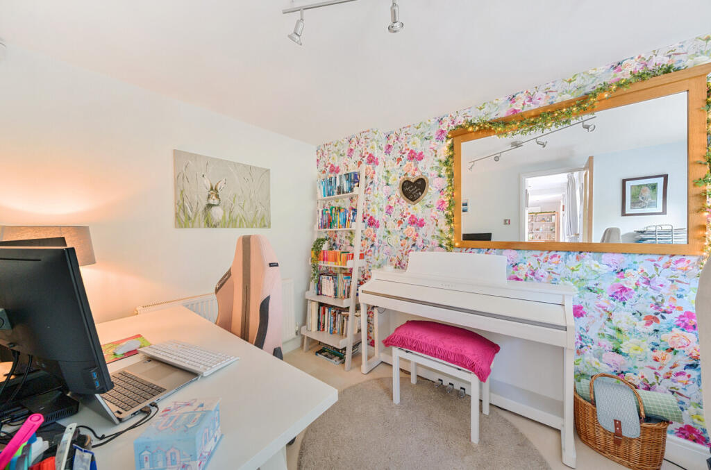 1306486-11-684972...