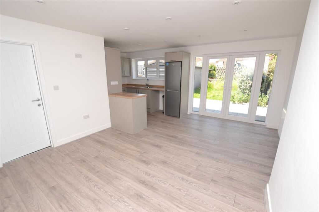 KITCHEN / FAMILY
