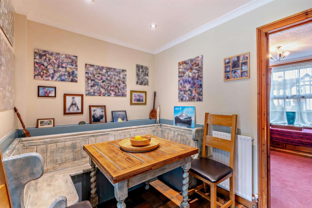 8664310-interior08-800.jpg