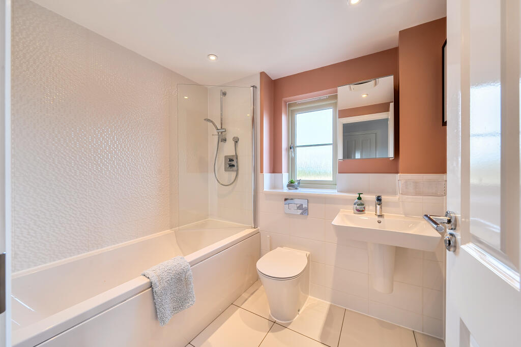 1347929868b88e0816681