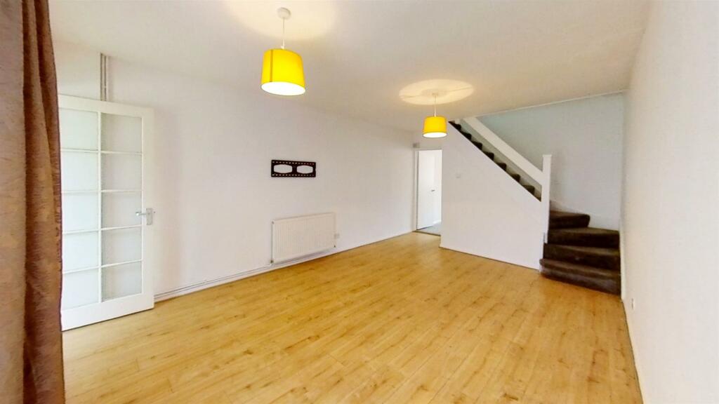 Cleave-Avenue-Hayes-UB3-Unfurnished.jpg