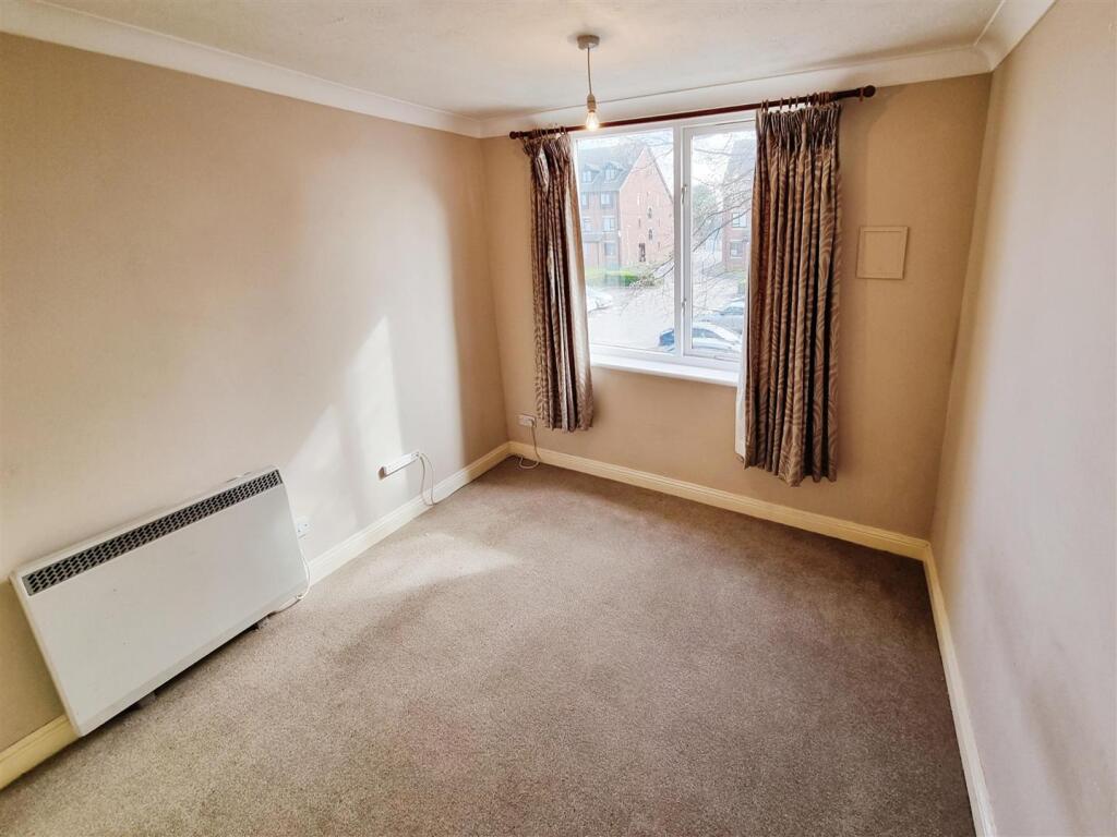Master Bedroom-Rushden-One Bedroom Flat-Best Estat