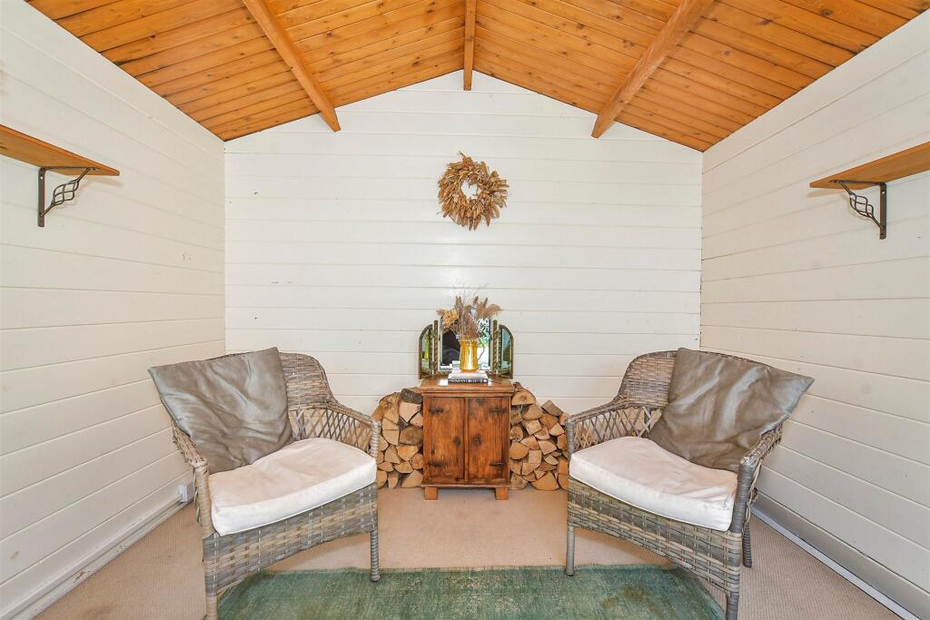 Workshop/Outbuildings