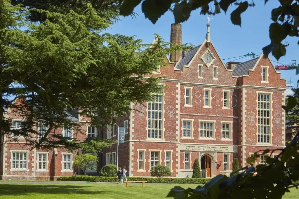 property in The 1840, 
1 Diana House, SW17