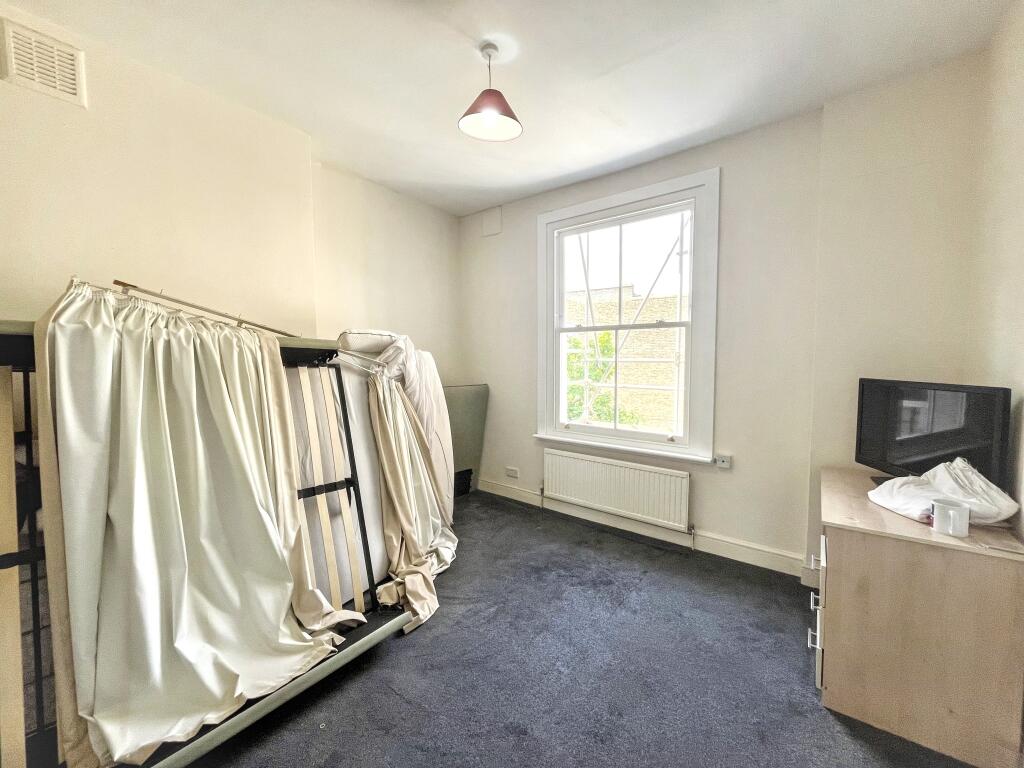98 Ritherdon Road, Tooting, London SW17 8QQ