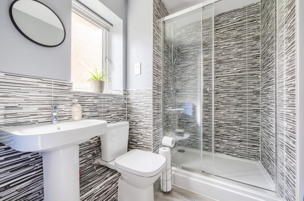 1307214-15-684a9b...