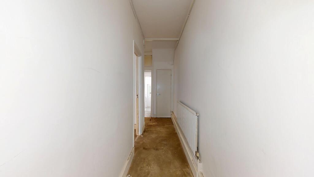 Flat A, 41 Alvington Crescent, Hackney, London, E8 2NN