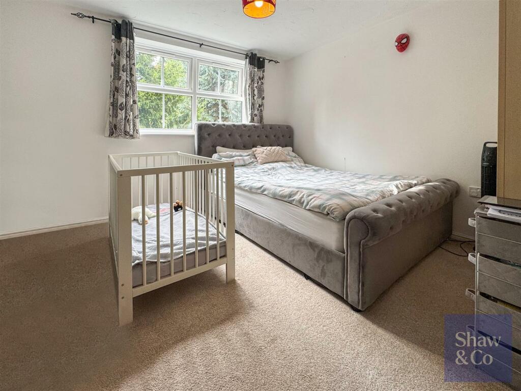 Bed1.jpeg