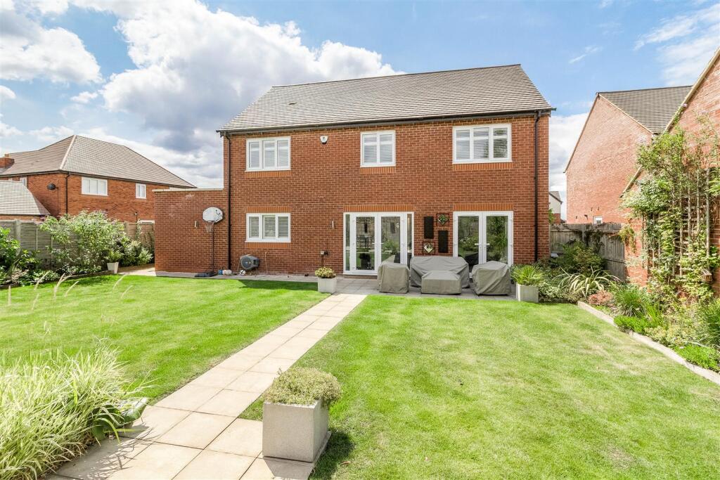 1 Farthington Drive, Nuneaton