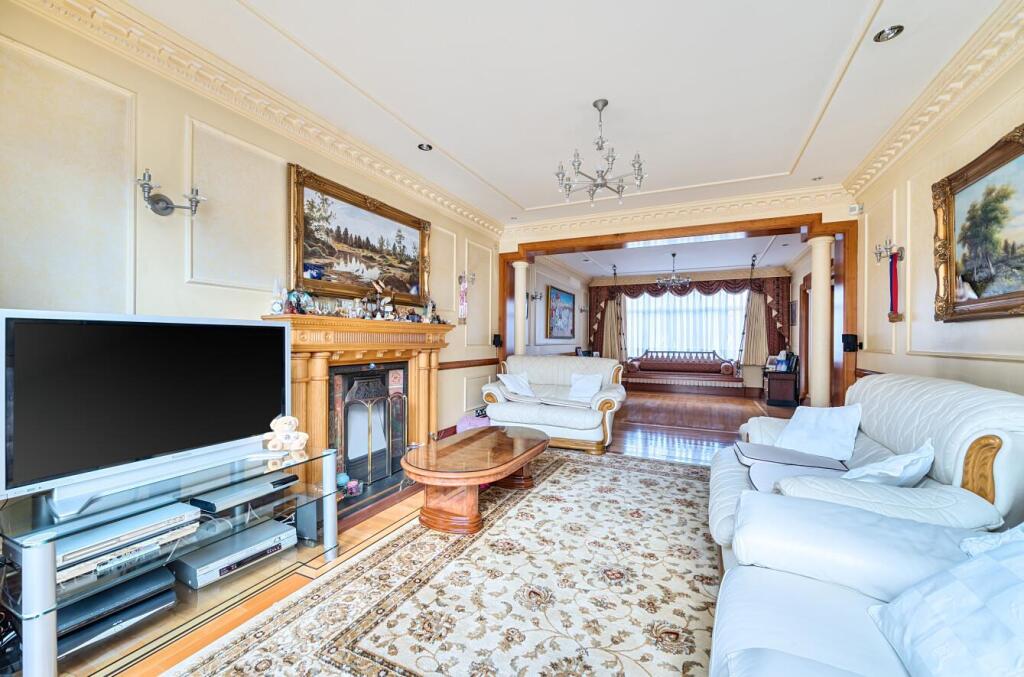 Davidson Frost-Wellings, DFW, Dalkeith Grove, Rece