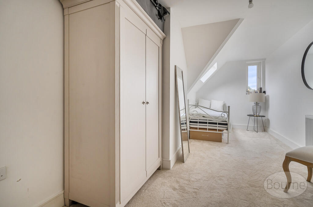 5defd733-b22a-498...