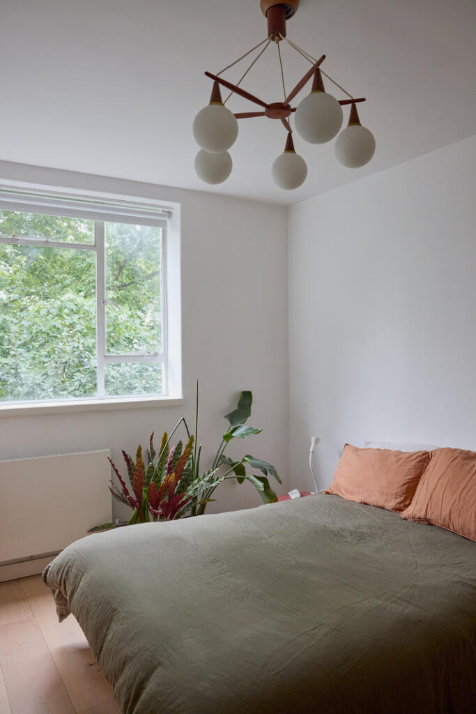 296326 - BEVIN COURT_18.JPG