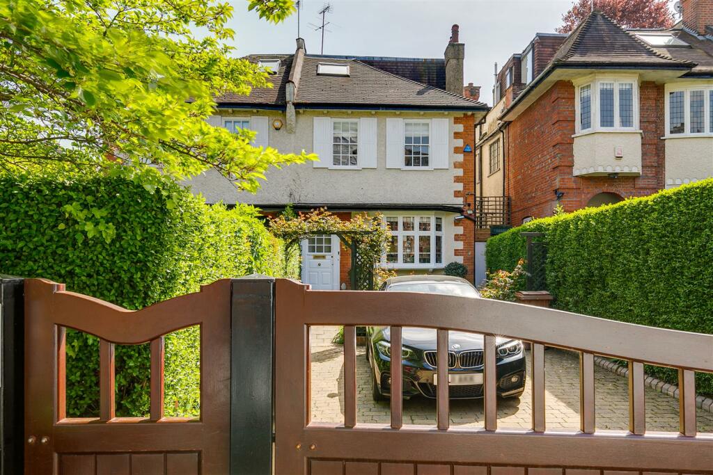 Causton Road 3-30.jpg