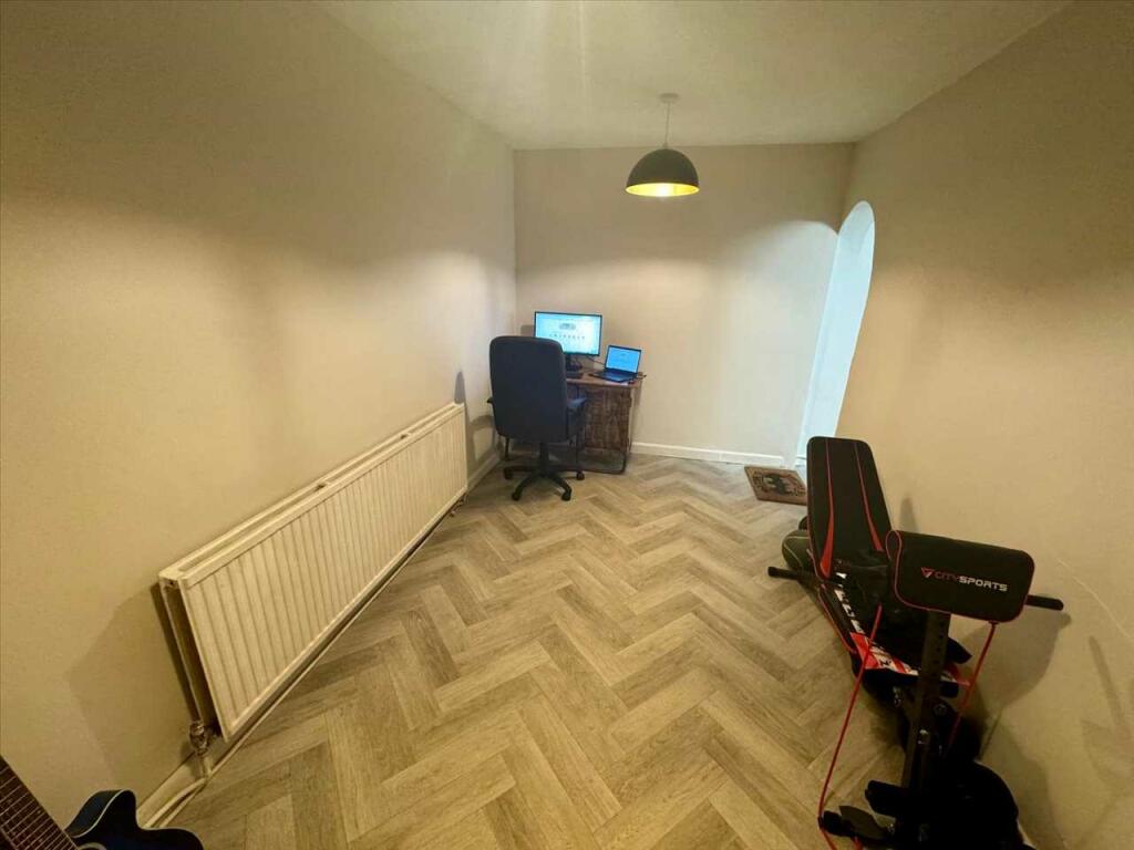 Office/Lounge