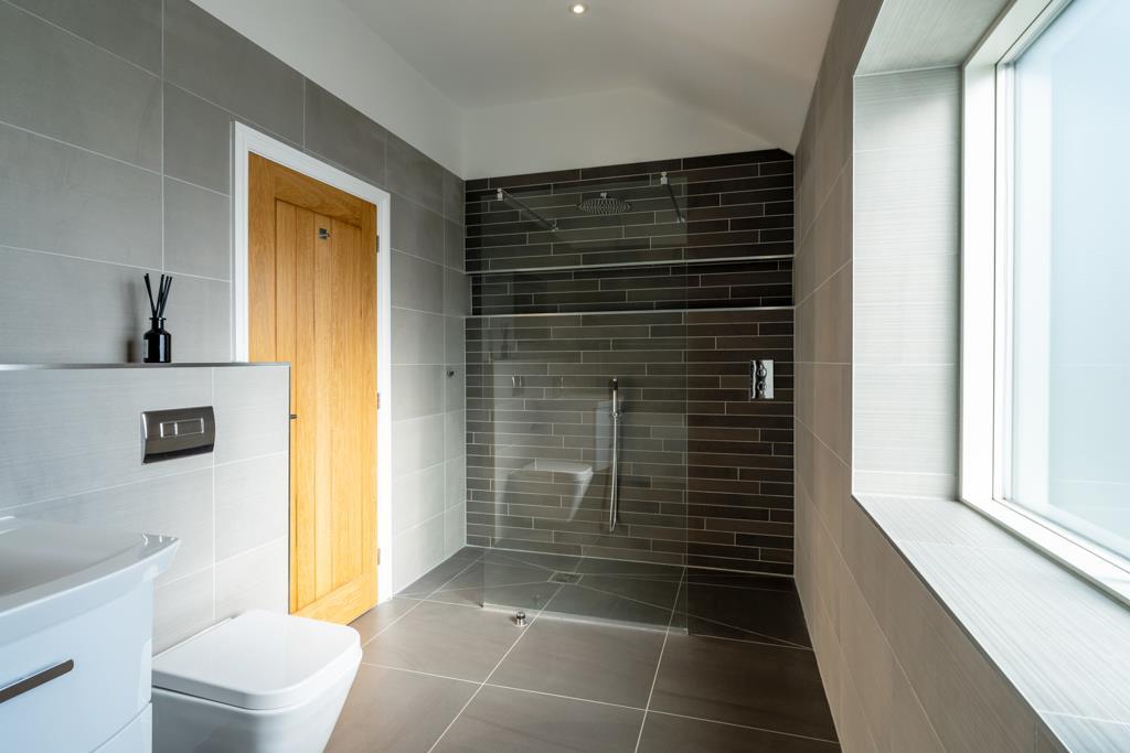 Master En-Suite