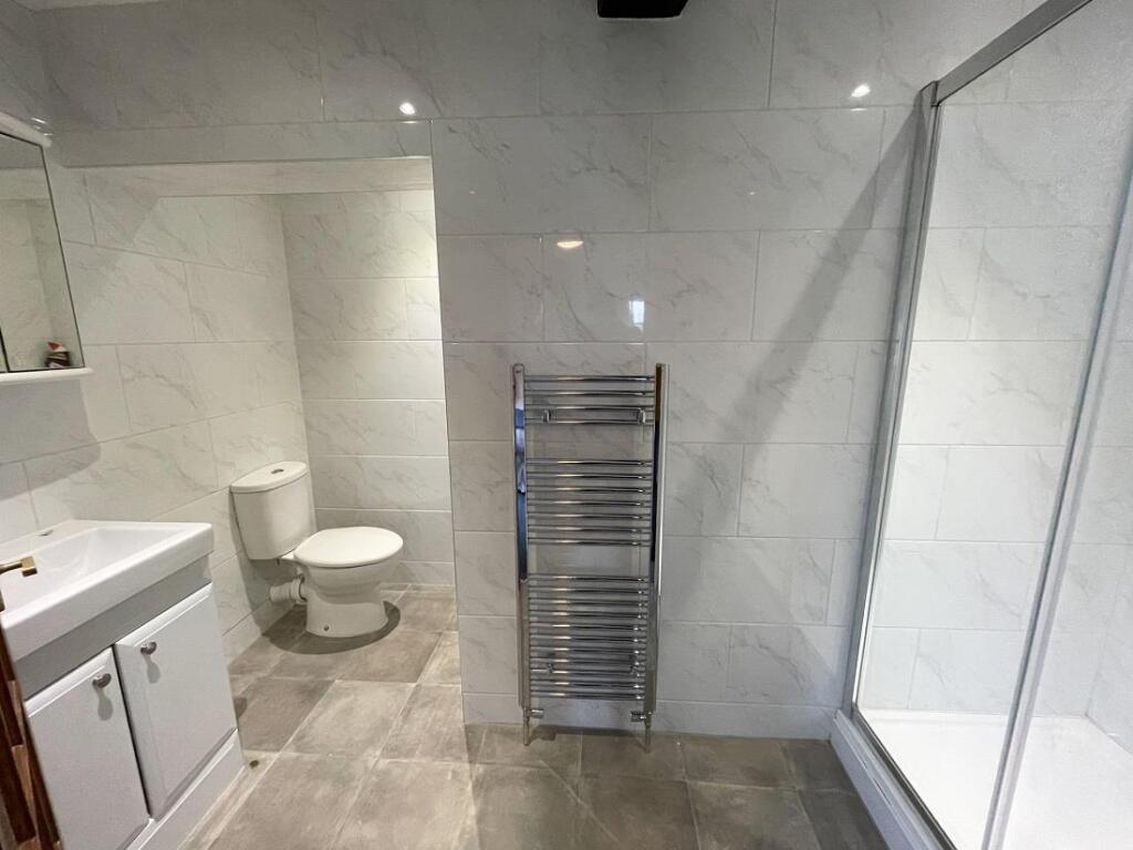 shower_room_giso4s.jpg