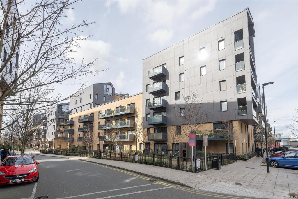 Collendale Road, E17