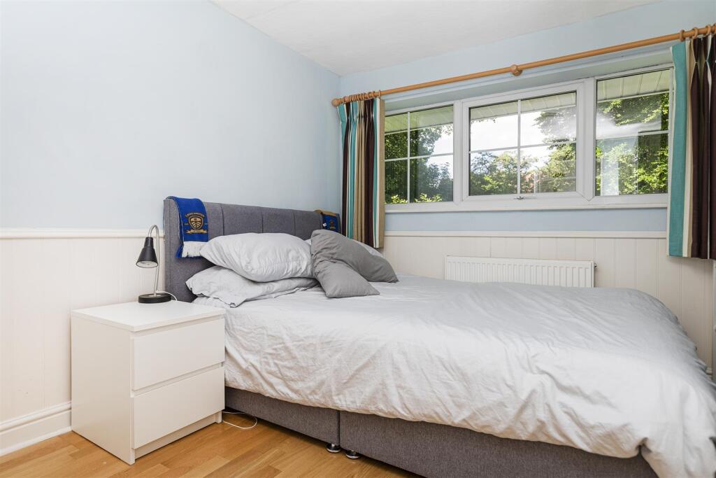 Bramleys Estate Agents - Cheviot Way - Mirfield (3