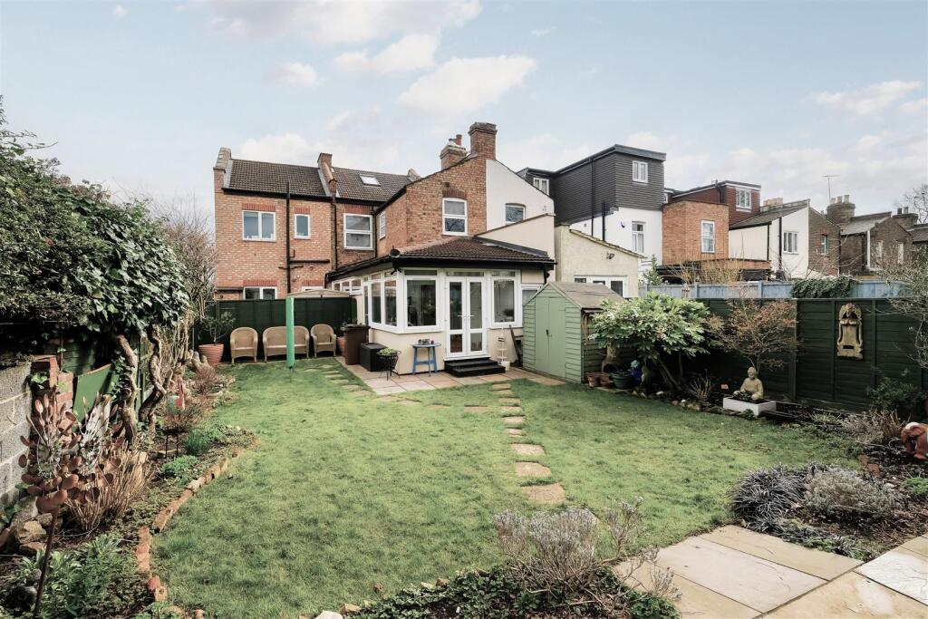 63 beresford Road-37.jpg