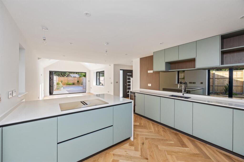 Sea Lane Gardens, 61a-007.jpg